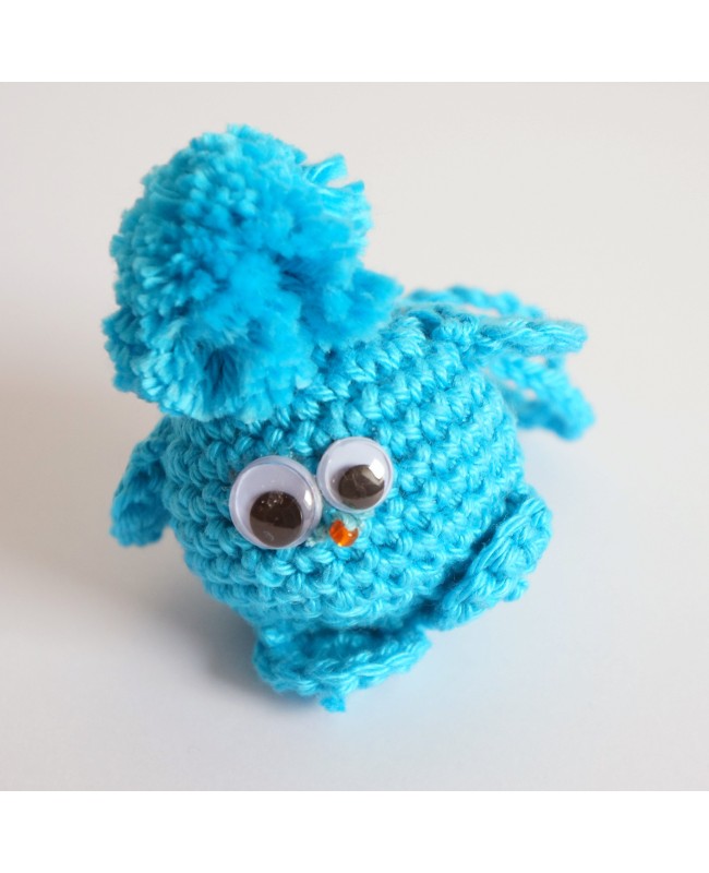 Piou-piou petit oiseau turquoise réalisé au crochet