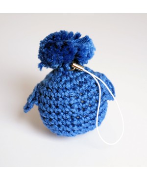 Amigurumi petit oiseau bleu foncé Bijoux de sac