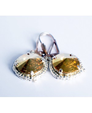 Boucles d'oreilles fantaisie dorées jaunes et argentées en cristal de Swarovski et délicas Boucles d'oreilles