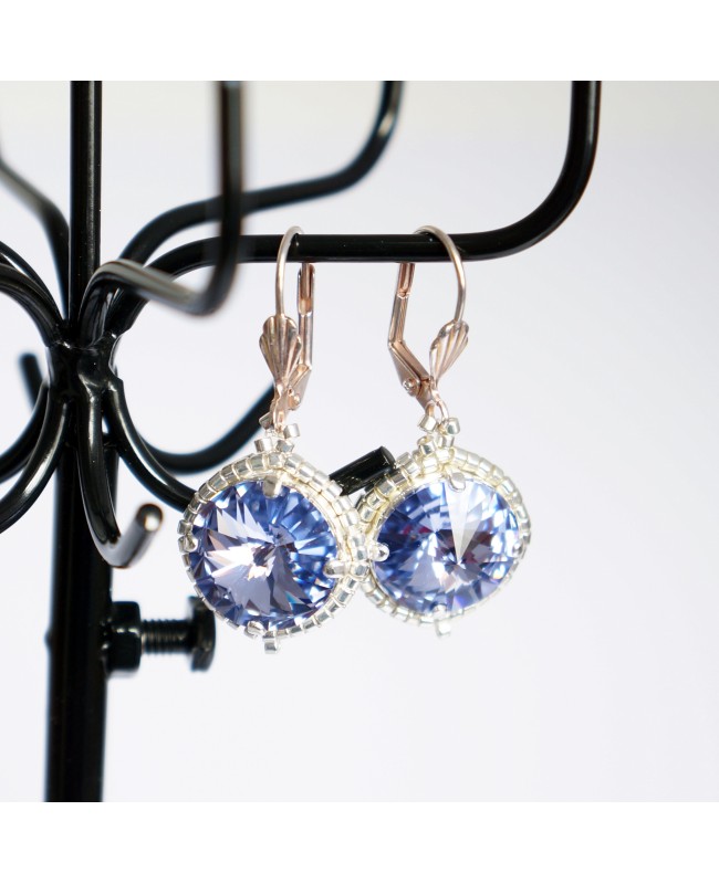 Boucles d'oreilles fantaisie bleues / violettes et argentées en cristal de Swarovski et délicas