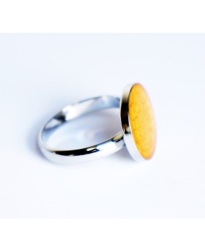 Petite bague jaune à écailles en peinture et résine Bagues en peinture et résine