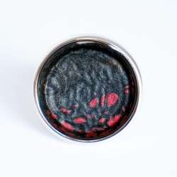 Grande bague ajustable noire et rouge en peinture et résine