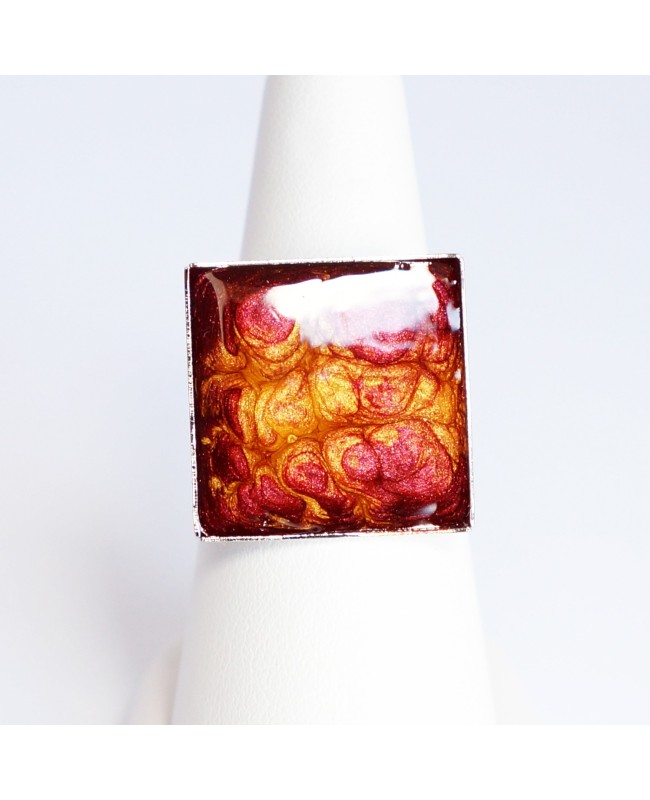 Bague carrée jaune et rose à écailles