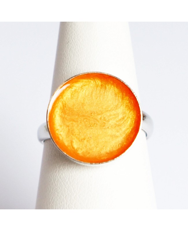 Petite bague ajustable orange à effets irisés en peinture et résine