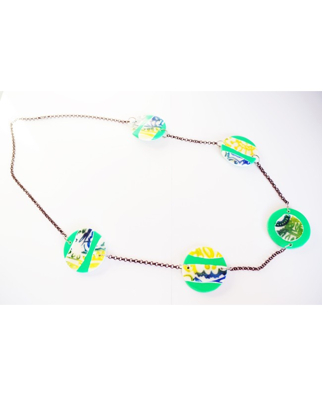 Collier long ou sautoir blanc, vert et jaune fait-main