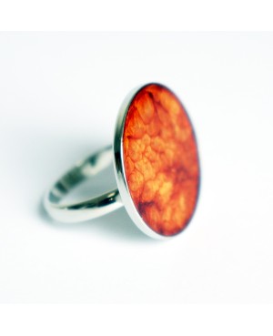 Bague réglable rouge avec des reflets jaunes Bagues en peinture et résine