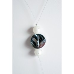Sautoir noir et blanc en perles en cristal et polaris