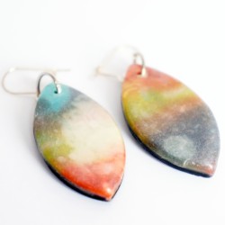 Long multicoloured earrings