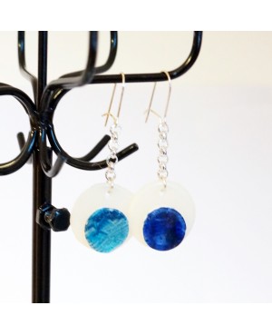 Boucles d'oreilles blanches et bleues Boucles d'oreilles artisanales (fait-main)