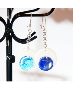 Boucles d'oreilles blanches et bleues Boucles d'oreilles artisanales (fait-main)