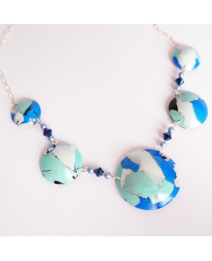Collier long turquoise, bleu et blanc fait-main Colliers mi-longs