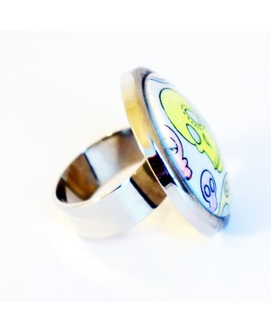 Bague multicolore ronde avec des têtes de mort Bagues gourmandes et en pâte polymère