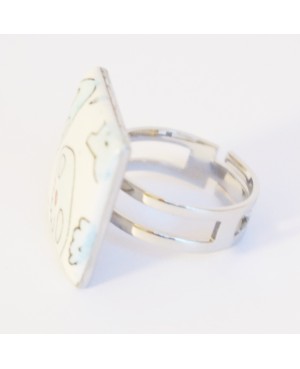 Bague carrée avec des têtes de mort bleues Bagues gourmandes et en pâte polymère