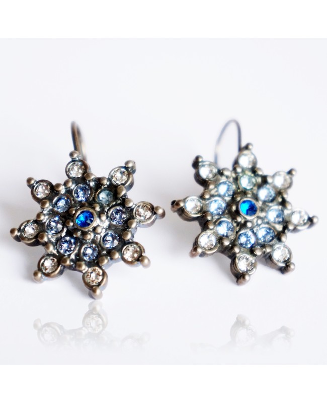 White and blue star earrings