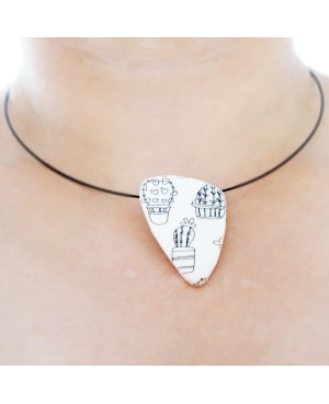 Pendentif noir et blanc cactus Pendentifs en pâte polymère