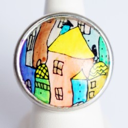 Multicolored house ring