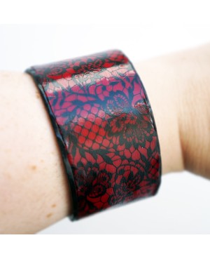 Bracelet imitation dentelle rouge et noir Bracelets