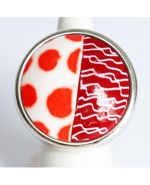 Bague rouge gros pois et gribouillis Bagues gourmandes et en pâte polymère