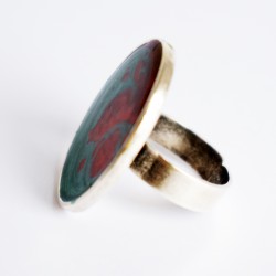 Red and green fashion jewelery ring