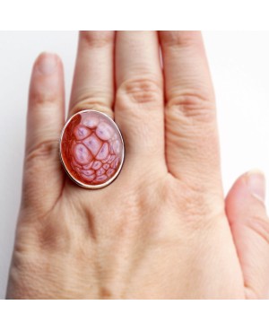 Bague fantaisie ovale vieux rose à écailles Bagues en peinture et résine