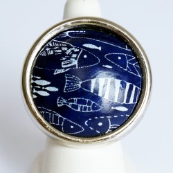 Blue and white fish ring