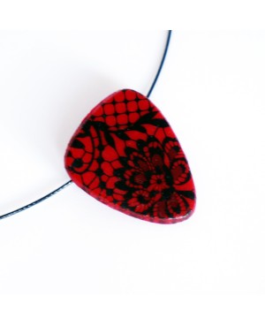 Pendentif rouge et noir dentelle Pendentifs en pâte polymère