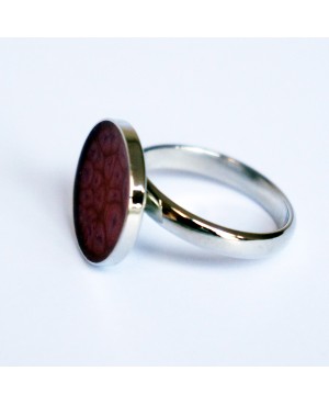 Little, round and pink ring with scale effect Painted resin rings