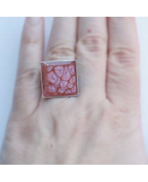 Square, pink ring with “cell” effect Painted resin rings