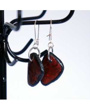 Boucles d'oreilles triangulaires rouges et noires Boucles d'oreilles artisanales (fait-main)