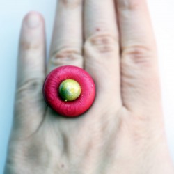 Round red and yellow ring