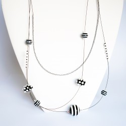 Mid-length “black and white” bead necklace