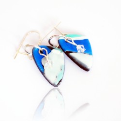 Boucles d'oreilles triangulaires bleues, blanches et turquoises