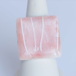 Square pink ring with white lines