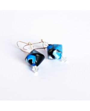 Boucles d'oreilles bleues, blanches et noires Boucles d'oreilles artisanales (fait-main)