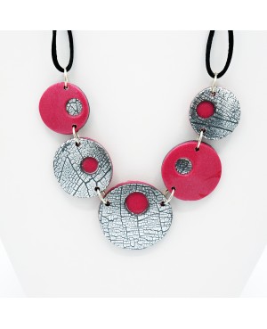 Pink and cracked silver necklace. Choker necklaces