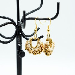 Boucles d'oreilles dorées en perles