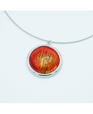Round choker pendant, orange and yellow. Pendants mounted on metallic supports