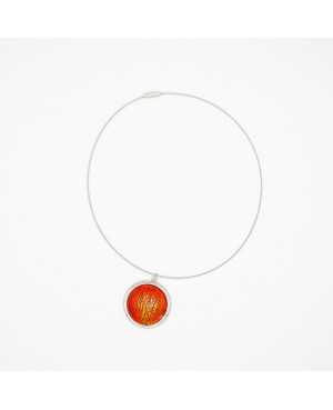 Round choker pendant, orange and yellow. Pendants mounted on metallic supports