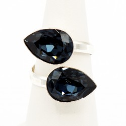 Double Black Crystal Pear Cabochon Ring