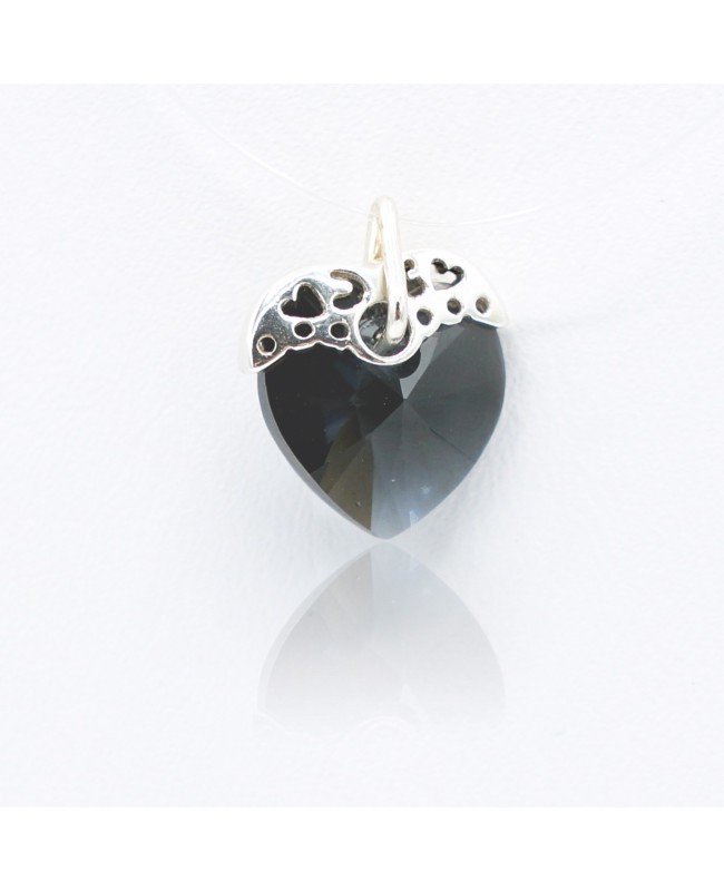 Petit pendentif coeur noir avec fil en nylon