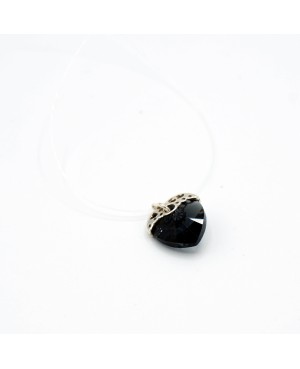 Petit pendentif coeur noir avec fil en nylon Pendentifs coeur