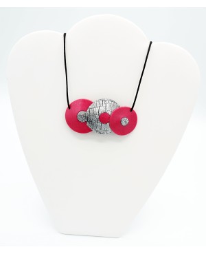 Long silver and pink necklace Chains or long necklaces