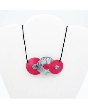 Collier long argent et rose Sautoirs ou colliers longs