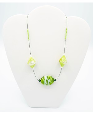 Green choker necklace Choker necklaces