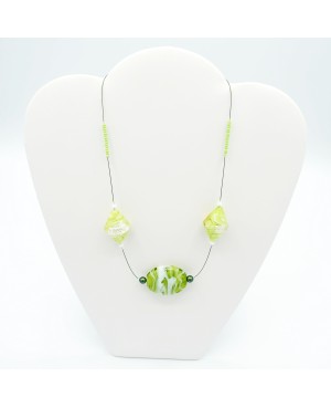 Green choker necklace Choker necklaces