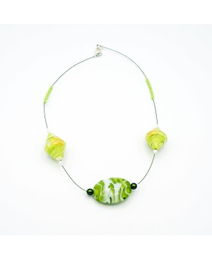 Green choker necklace Choker necklaces