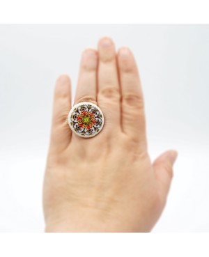 Bague mandala marron, orange, rouge et jaune Bagues gourmandes et en pâte polymère