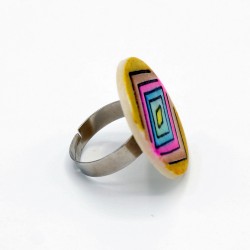 Multicolored Diamond-Shaped Ring