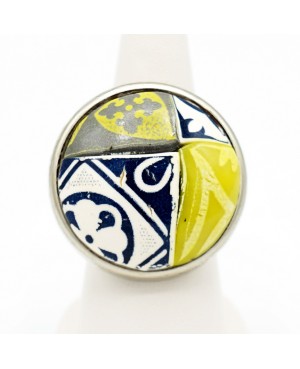 Bague carreaux jaune, blanc, gris et bleu Bagues gourmandes et en pâte polymère