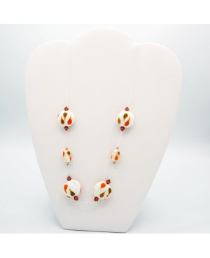 Collier fantaisie blanc, orange et marron Colliers mi-longs